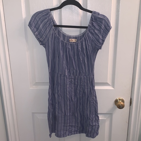 DRESSES - Picture 2 of 2